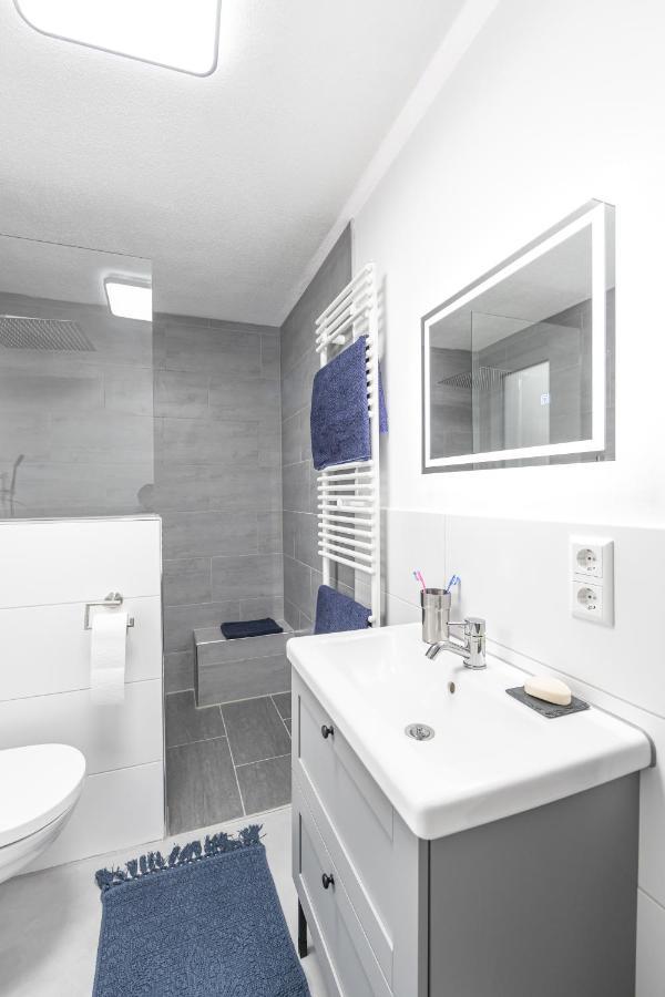 Exklusive Neubau-Ferienwohnung Mit Fernsicht Konstanz Buitenkant foto